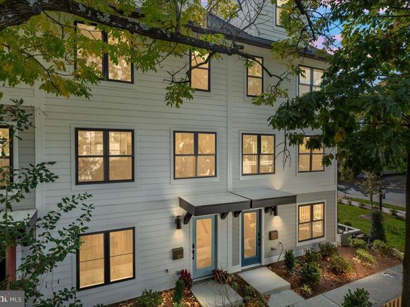 915 N Irving Street, Arlington VA 22201