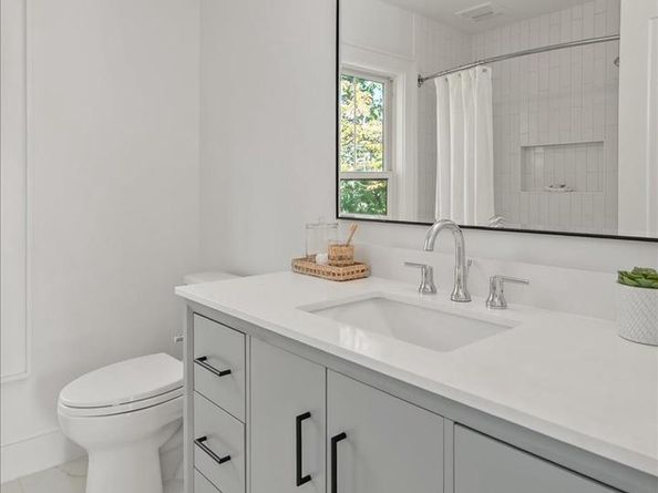 915 N Irving Street, Arlington VA 22201