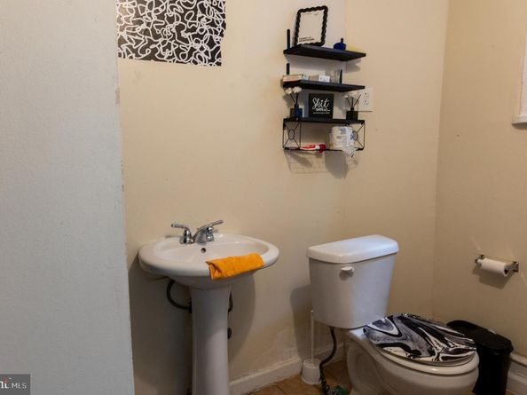 835 E Chelten Avenue, Philadelphia PA 19138