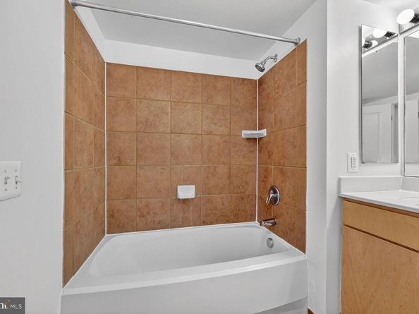 616 E Street NW 807, Washington DC 20004