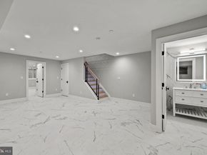 513 Salmon Street, Philadelphia PA 19125