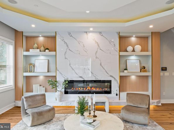 513 Salmon Street, Philadelphia PA 19125