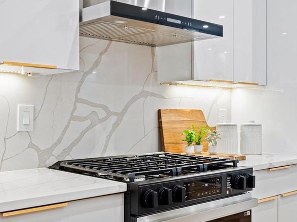 513 Salmon Street, Philadelphia PA 19125