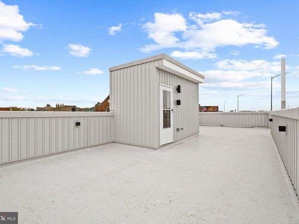 513 Salmon Street, Philadelphia PA 19125