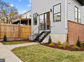 513 Salmon Street, Philadelphia PA 19125