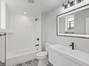 513 Salmon Street, Philadelphia PA 19125