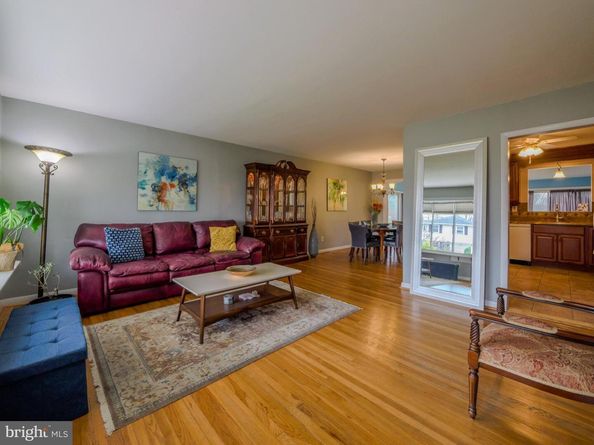 217 Bramber Drive, Broomall PA 19008