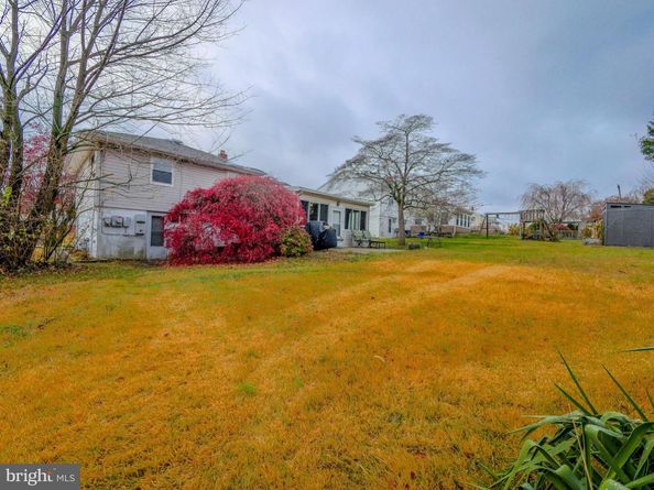 217 Bramber Drive, Broomall PA 19008