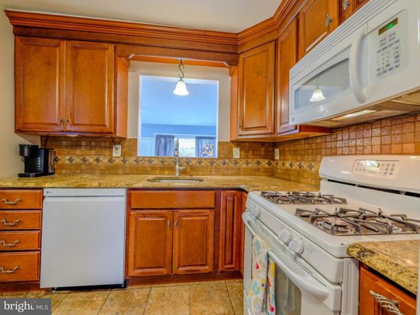 217 Bramber Drive, Broomall PA 19008