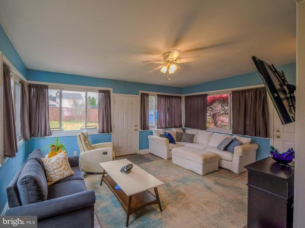 217 Bramber Drive, Broomall PA 19008