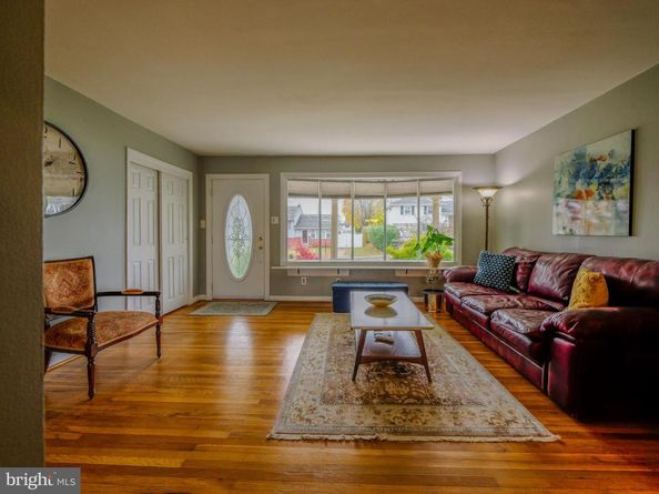 217 Bramber Drive, Broomall PA 19008