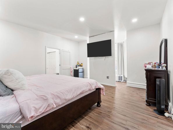 1542 W Diamond Street, Philadelphia PA 19121