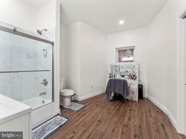 1542 W Diamond Street, Philadelphia PA 19121