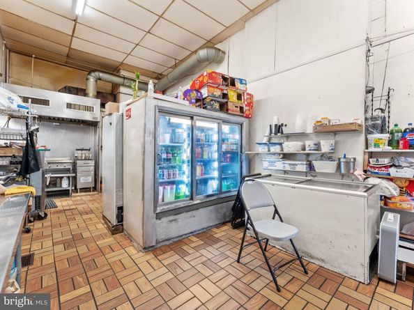 1542 W Diamond Street, Philadelphia PA 19121