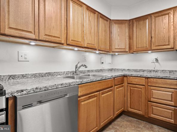 700 7TH Street SW 110, Washington DC 20024