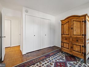 700 7TH Street SW 110, Washington DC 20024