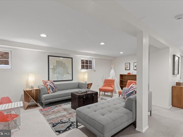 2744 Woodley Place NW, Washington DC 20008