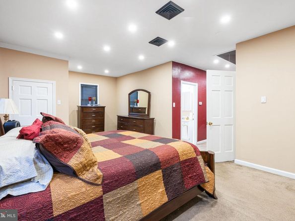 814 N 64TH Street, Philadelphia PA 19151