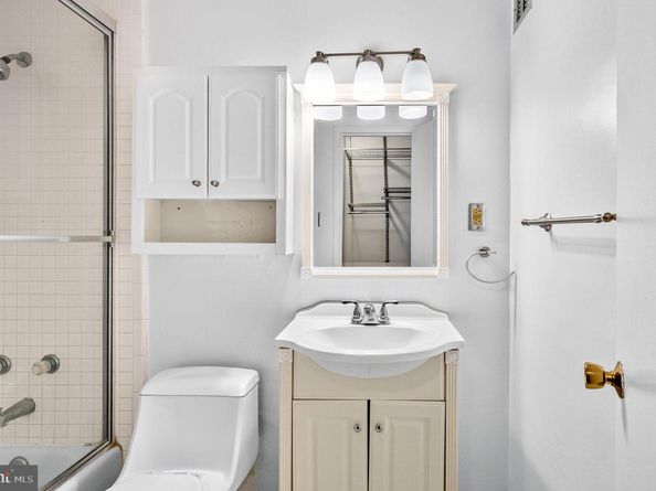 1011 Arlington Boulevard 539, Arlington VA 22209