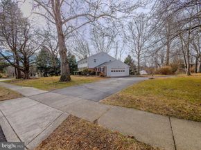 2500 Grant Road, Broomall PA 19008