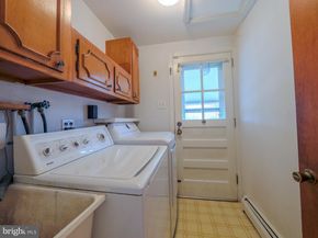 2500 Grant Road, Broomall PA 19008