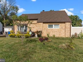 813 Piermont Street, Philadelphia PA 19116