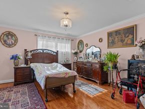 813 Piermont Street, Philadelphia PA 19116