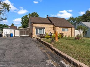 813 Piermont Street, Philadelphia PA 19116