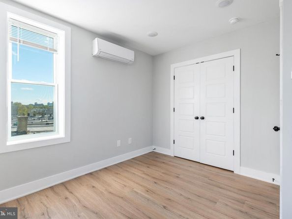 2914 W Oxford Street, Philadelphia PA 19121