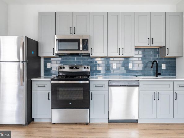 2914 W Oxford Street, Philadelphia PA 19121