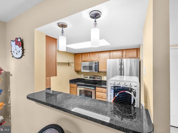 11800 Sunset Hills Road 409, Reston VA 20190