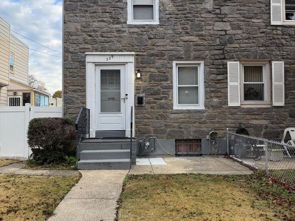 229 Reese Street, Sharon Hill PA 19079