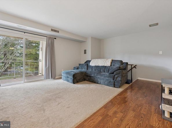 275 Old Forge Crossing, Devon PA 19333