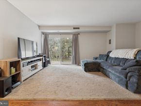 275 Old Forge Crossing, Devon PA 19333