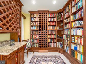 13082 Park Crescent Circle, Herndon VA 20171