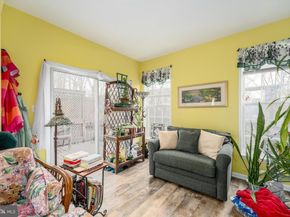 13082 Park Crescent Circle, Herndon VA 20171