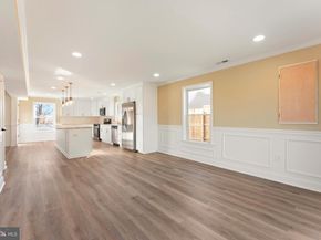 43 Petunia Road, Levittown PA 19056