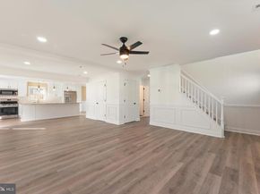 43 Petunia Road, Levittown PA 19056