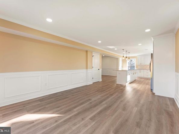 43 Petunia Road, Levittown PA 19056