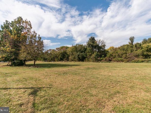 7411 Elmwood Avenue, Philadelphia PA 19153