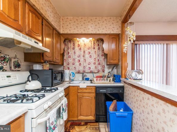 7411 Elmwood Avenue, Philadelphia PA 19153