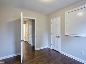 42 Russell Road, Willow Grove PA 19090