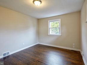 42 Russell Road, Willow Grove PA 19090