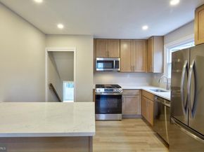 42 Russell Road, Willow Grove PA 19090