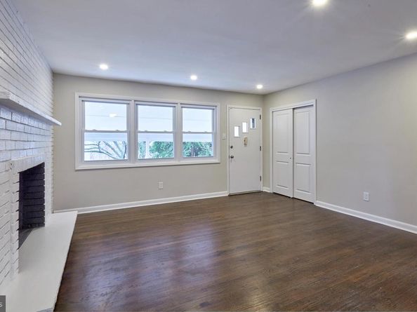 42 Russell Road, Willow Grove PA 19090