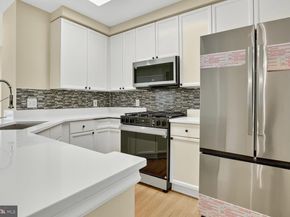 2492 Quick Street 103, Herndon VA 20171