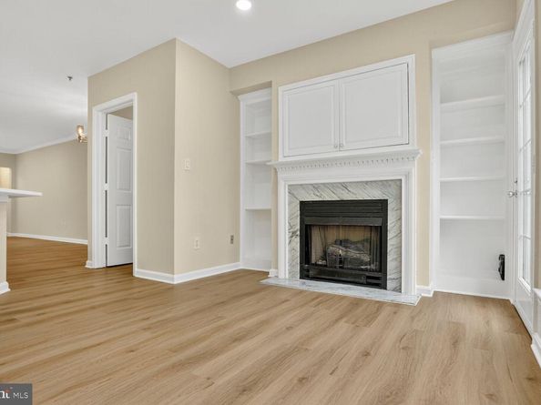 2492 Quick Street 103, Herndon VA 20171