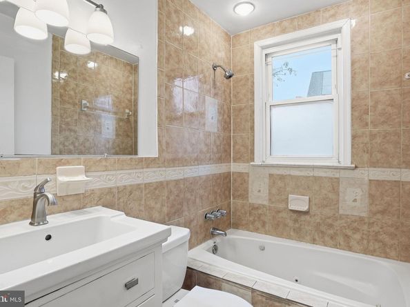 742 Congress Street SE, Washington DC 20032