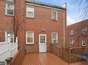 742 Congress Street SE, Washington DC 20032