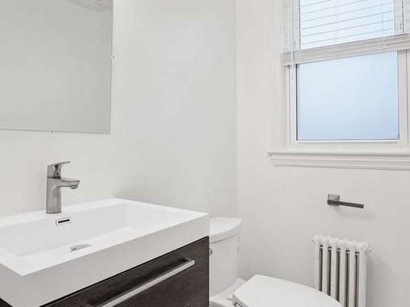 742 Congress Street SE, Washington DC 20032